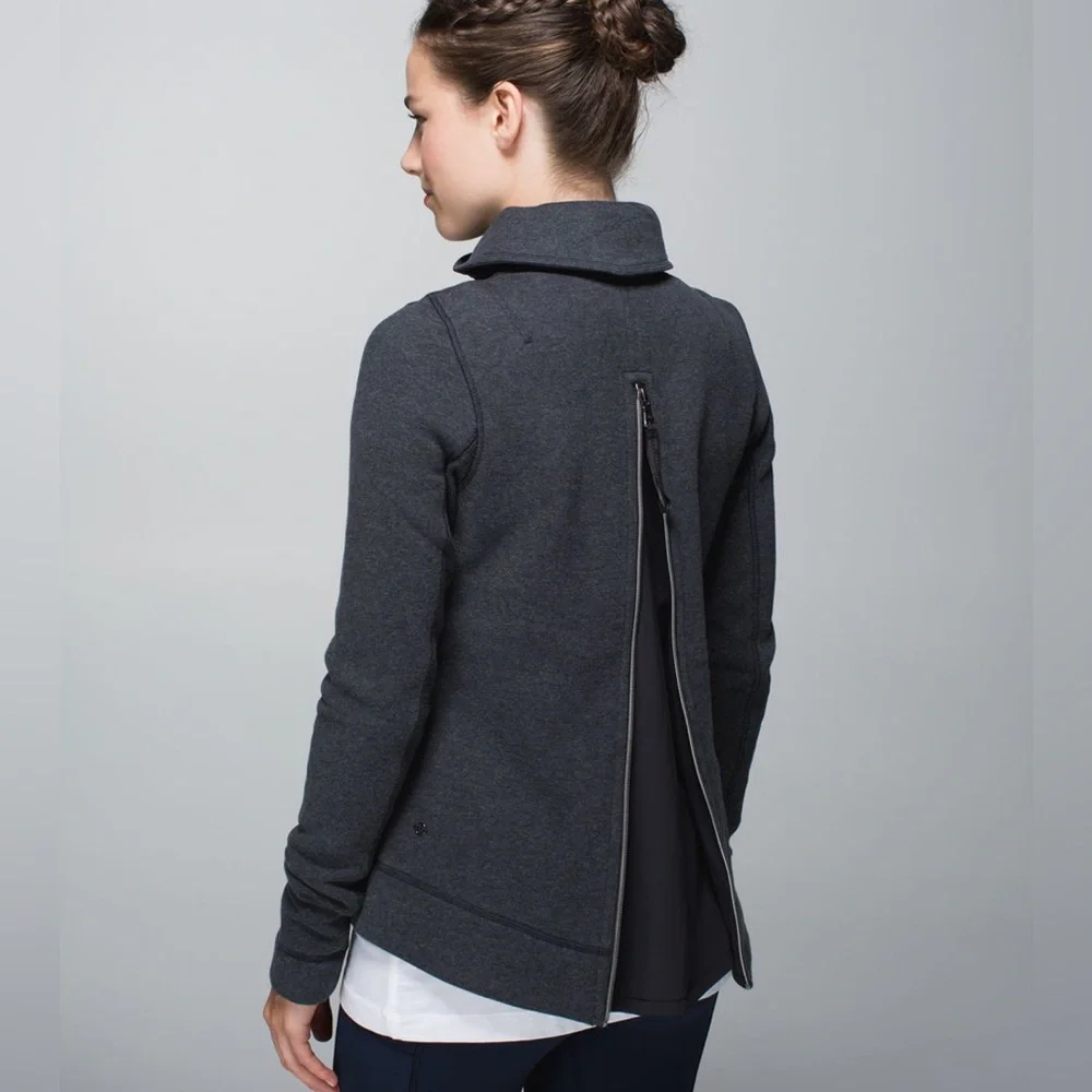 Lululemon En Route Grey Black Zippered Jacket